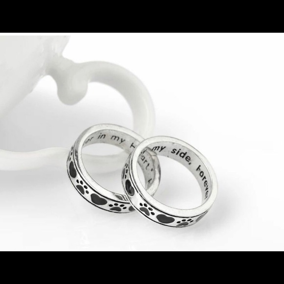 Unisex Animal Lovers Stainless Steel Ring size 9 - Picture 5 of 5